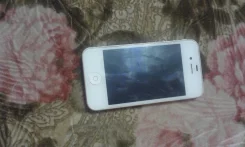 Apple iPhone 4 32Gb. �/�