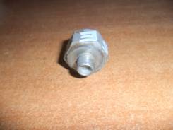 Датчик детонации. Toyota: Cynos, Yaris, Sprinter Trueno, Vitz, Corona, Crown, Avensis, Corolla Spacio, Chaser, Corsa, Corolla Levin, bB, GS300, Carina...