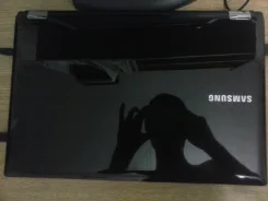 Samsung RC530. 15.6", 22����, ��� 4 ��, ���� 320���, WiFi: 1, Bluetooth: 1, ����������� �� 4��. ����