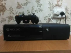 Microsoft Xbox 360 E