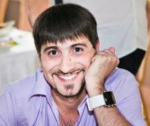 Охранник.