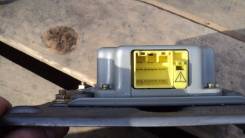 Блок управления airbag. Mitsubishi Pajero iO, H66W, H76W Mitsubishi Pajero Pinin Двигатели: 4G94, 4G93