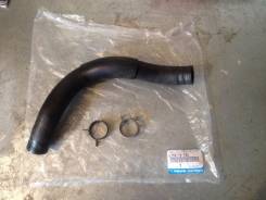 Патрубок системы охлаждения. Mazda Demio, DY3R, DY3W, DY5R, DY5W Mazda Verisa, DC5R, DC5W