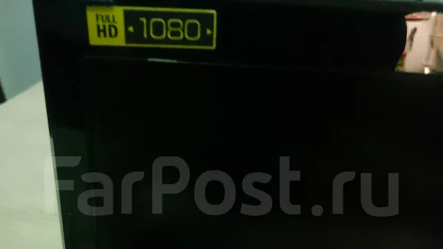 Acer Aspire V3-772G. 17.3", 3,2����, ��� 8 ��, ���� 1 024���, WiFi: 1, Bluetooth: 1, ����������� �� 5��. ����