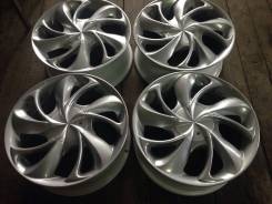Aluchrome. 7.0x17, 4x100.00, 4x114.30, ET25