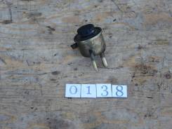 Бачок гидроусилителя руля. Toyota Lite Ace, CR21, CR21G, CR22, CR22G, CR27, CR27V, CR28, CR29, CR29G, CR30, CR30G, CR31, CR31G, CR36, CR36V, CR37, CR3...
