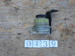 Бачок гидроусилителя руля. Toyota Lite Ace, CR41, CR41V, CR42, CR42V, KR41, KR41V, KR42, KR42V, SR40 Toyota Lite Ace Noah, CR40, CR40G, CR41, CR42, CR...