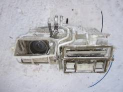 Корпус отопителя. Toyota: Corolla, Corolla Verso, Corolla Fielder, Allex, Corolla Spacio, Corolla Runx Двигатели: 2NZFE, 1NZFE, 1ZZFE, 3ZZFE, 1CDFTV...