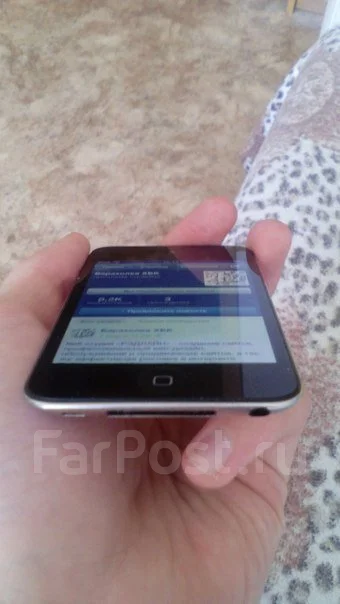 Apple iPod touch 4. ����