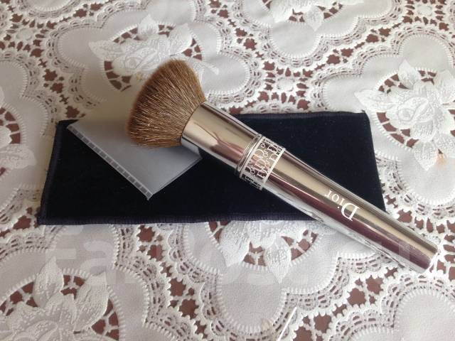 Dior Backstage Powder Brush 800