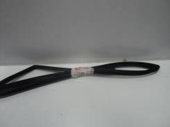 Уплотнитель стекла двери. Toyota Sprinter, AE110, AE111, AE114, CE110, CE113, CE114, CE116, EE111 Двигатели: 2C, 3CE, 4AFE, 4AGE, 4EFE, 5AFE