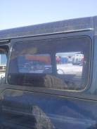 Стекло боковое. Mitsubishi Delica, P35W