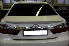 Накладка крышки багажника. Toyota Camry