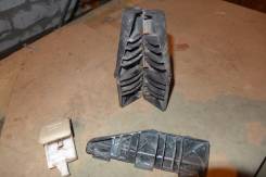 Ручка открывания капота. Toyota: 4Runner, Kijang, Corolla Fielder, Prius, Allion, Wish, Alphard, Corolla Verso, Corolla, Soluna Vios, Land Cruiser Pra...