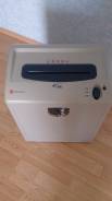 Продам шредер (уничтожитель бумаги) Rexel p180cd