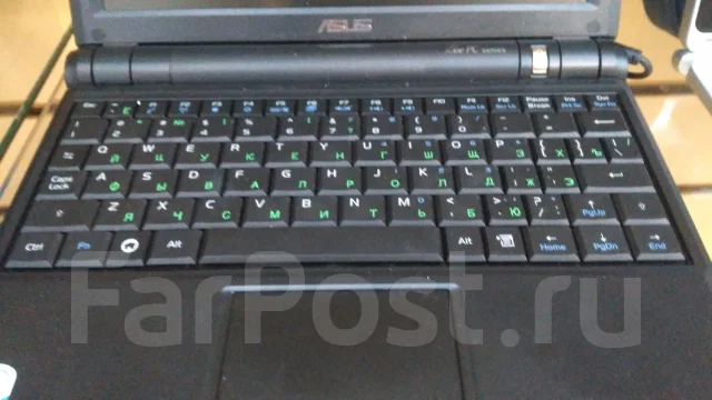 Asus Eee PC 900. 8.9", 1����, ��� 1024 ��, ���� 20���, WiFi: 1, ����������� �� 2��. ����