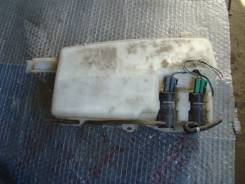 Бачок стеклоомывателя. Mitsubishi Pajero Junior, H57A Mitsubishi Minica Toppo, H31A, H32A, H37V, H32V, H36A Mitsubishi Minica, H32V, H32A, H31A Mitsub...