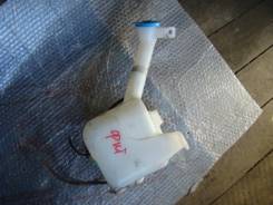 Бачок стеклоомывателя. Honda Fit, UA-GD4, CBA-GD4, DBA-GD2, UA-GD2, DBA-GD1, UA-GD3, CBA-GD3, UA-GD1