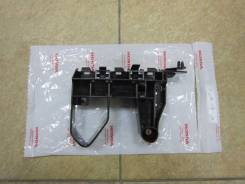 Крепление бампера. Honda Fit, GE7, GE6, DBA-GE7, DBA-GE6, DBA-GE9, DBA-GE8, GE9, GE8, DBAGE6, DBAGE7, DBAGE8, DBAGE9 Двигатели: L13A, L15A