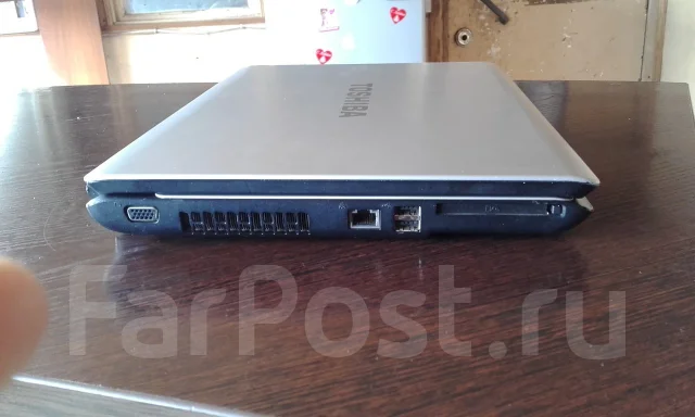 Toshiba Satellite L300. 15.4", 2,2����, ��� 3072 ��, ���� 500���, WiFi: 1, Bluetooth: 1 ����