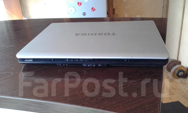 Toshiba Satellite L300. 15.4", 2,2����, ��� 3072 ��, ���� 500���, WiFi: 1, Bluetooth: 1 ����