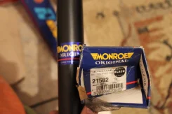 ����������� ������ �������� ������� 21582 Monroe Toyota ����