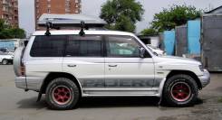 Наклейка. Mitsubishi Pajero