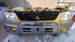 Рамка радиатора. Mitsubishi Pajero Mini, H58A