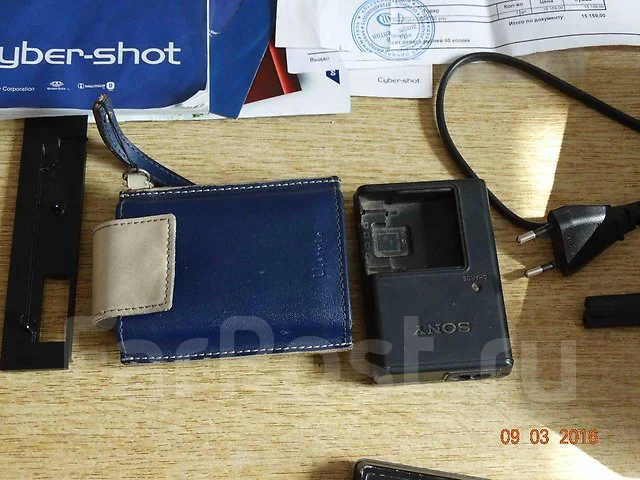 Sony Cyber-shot DSC-T700. 10 - 14.9 ��, ���: 4� ����