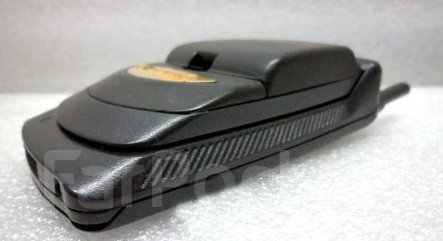 Motorola StarTAC 70. ��� ����� �� ������� ����