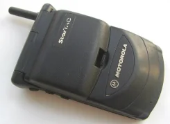 Motorola StarTAC 70. ��� �����
