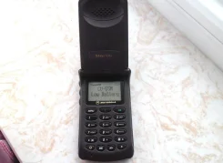 Motorola StarTAC 70. ��� ����� ����