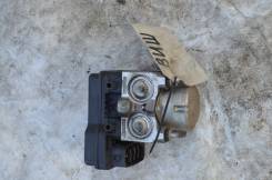 Блок abs. Toyota Wish, ZNE10, ZNE10G Двигатель 1ZZFE