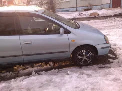 Nissan Tino. �������, ��������, 1.8, ������, 300 000����. ��
