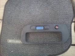 Часы. Mitsubishi: Chariot Grandis, Mirage, Bravo, Lancer, Pajero Mini