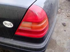 Фонарь правый Mercedes W202 1994г