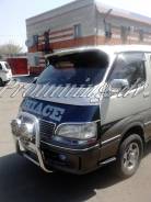 Спойлер на заднее стекло. Toyota Hiace