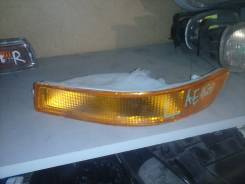 Повторитель поворота в бампер. Toyota Corolla, AE104, EE107, AE102, AE100, CE109, EE105, EE101, CE100, EE108, AE100G, CE104, AE101, CE106, CE108, EE10...