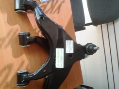 ����� ������ Toyota 48068-60010 R 48068-60010 ����
