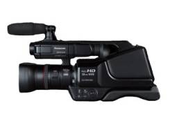 Panasonic AG-AC8. с объективом