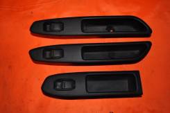Кнопка стеклоподъемника. Subaru Forester, SG5, SG9 Двигатели: EJ203, EJ202, EJ205, EJ255
