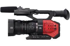 Panasonic AG-DVX200. с объективом