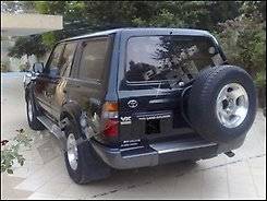 Стекло боковое. Toyota Land Cruiser