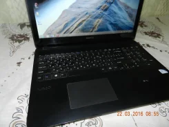Sony VAIO SVF152A29V. 15.6", 1 500����, ��� 4 ��, ���� 500���, WiFi: 1, Bluetooth: 1, ����������� �� 3��. ����