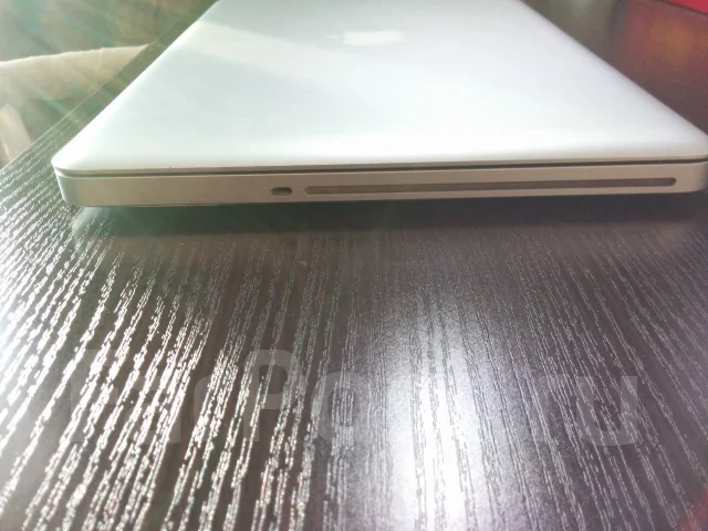 Apple MacBook Pro 13 2009 Mid. 13.3", 2,3����, ��� 6 ��, ���� 320���, WiFi: 1, Bluetooth: 1, ����������� �� 3��. ����