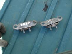 Крепление двери багажника. Toyota Lite Ace, CR41, SR40, KR42 Toyota Town Ace, KR42, CR41, SR40 Toyota Town Ace Noah, CR42, KR52, KR41, KR42, SR40, SR5...