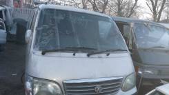 Стекло лобовое. Toyota Hiace, KZH100G, KZH106G, KZH106W