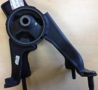 Подушка двигателя. Toyota: Corolla, Allion, Corolla Fielder, Allex, Premio, WiLL VS, Corolla Spacio, Corolla Runx Двигатели: 1NZFE, 1ZZFE, 2NZFE, 3ZZF...