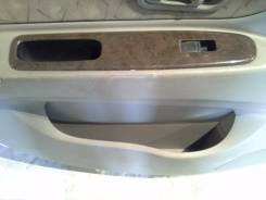 Кнопка стеклоподъемника. Nissan Liberty, RM12