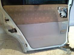 Обшивка двери. Nissan Liberty, RM12 Двигатель QR20DE